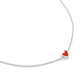браслет из серебра с красным сердцем