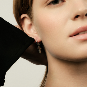 моносерьга holy basic