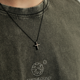 кулон из серебра с крестом acceptance