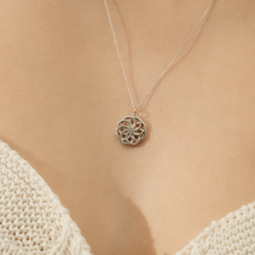 колье из серебра kaleidoscop necklace