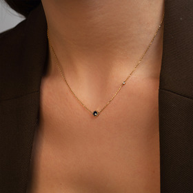 колье из золота с бриллиантами astro blue star