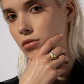 кольцо-сердце из серебра червовый валет позолоченное матовое