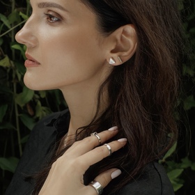 монопусета-палочка из серебра со скошенным краем