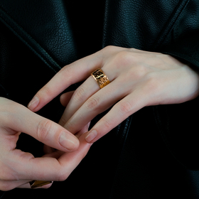 незамкнутое позолоченное кольцо-пластырь small pharmacy