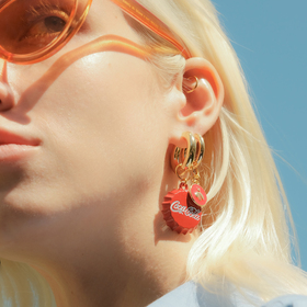 моносерьга кока-кола красная