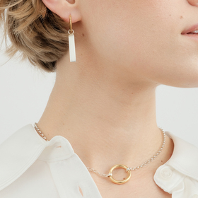 чокер из серебра с золотым нимбом