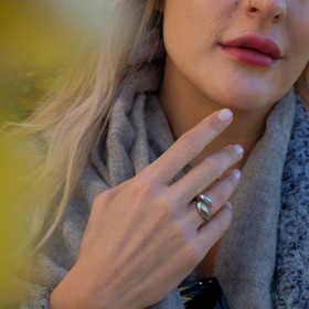 дутое кольцо гурита из серебра