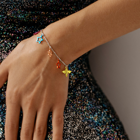 браслет из серебра с подвесками