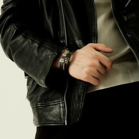 черный многослойный кожаный браслет