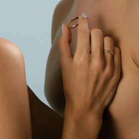 мужское классическое обручальное кольцо из желтого золота