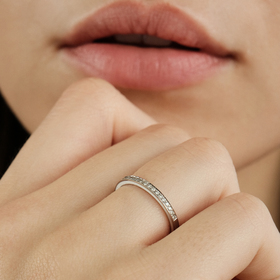 кольцо из белого золота с бриллиантами