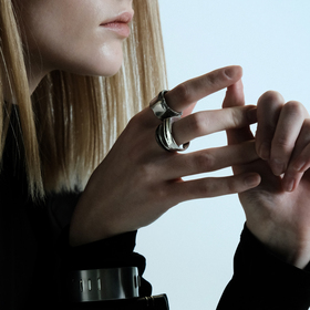 кольцо off из титана